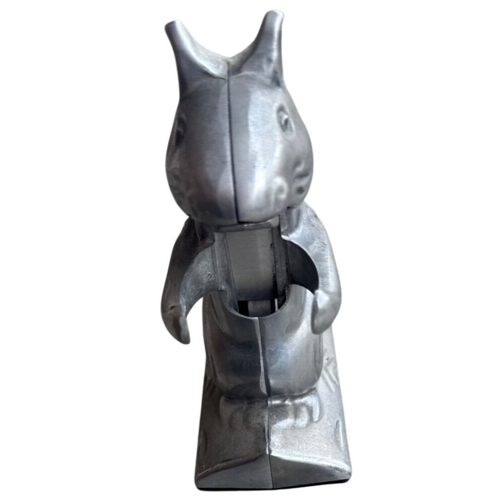Vintage Cast Aluminum Squirrel Nutcracker with Tail Lever – Rustic Lodge Decor - Picture 4 of 11